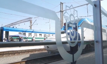 Electric Train Brings Uzbekistan One Step Closer to Silk Railroad Dreams